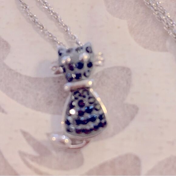 925 Sterling Silver Mini Kitty Cat Pendant .75” on 925 Sterling Silver Chain 18” - Picture 4 of 5